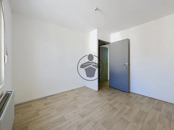 Location                                                      Maison
                        
                     3 pièces                      46 m2                     à Saint-Quentin