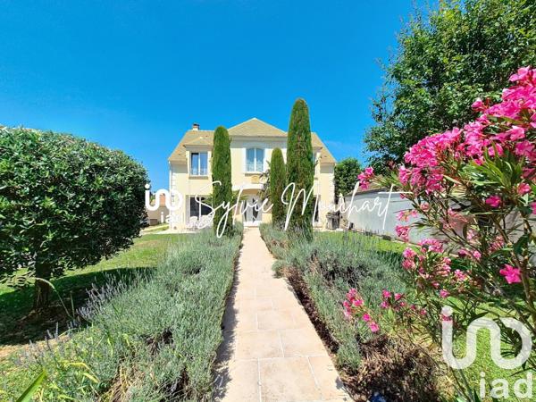 Maison à vendre 8 pièces 175 m² Les Clayes-sous-Bois