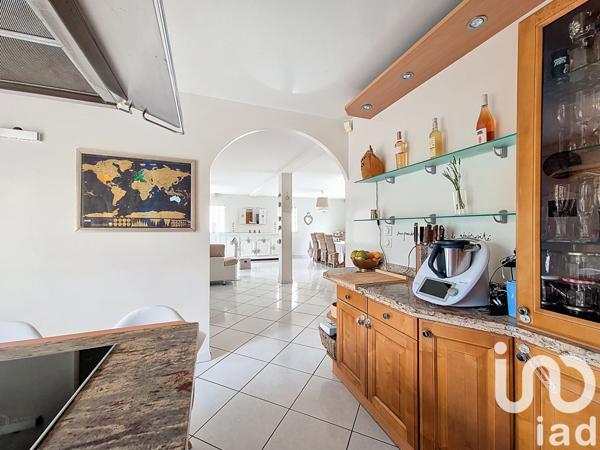 Maison à vendre 8 pièces 175 m² Les Clayes-sous-Bois