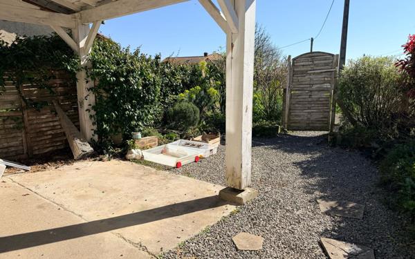 Maison à vendre    3 pièces • 108 m2 Saint-Brice-sur-Vienne