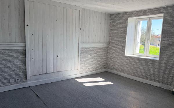 Maison à vendre    3 pièces • 108 m2 Saint-Brice-sur-Vienne