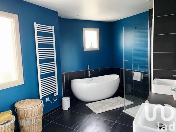 House for sale 5 rooms 145 m² Cheny