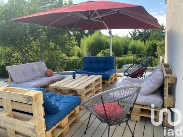 House for sale 5 rooms 145 m² Cheny