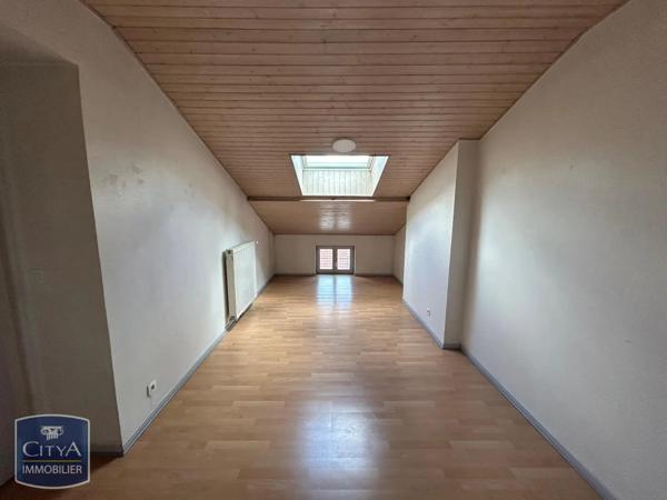 Appartement à louer 5 pièces 135.39m² Saint-Étienne (42000)