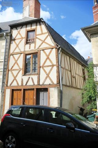 Immeuble à vendre à Bourges dans le Cher (18000), ref : 18005-1580