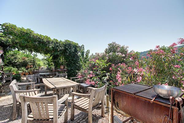 A VENDRE EN EXCLUSIVITÉ AMPUS VIAGER LIBRE : Maison avec vue PANORAMIQUE