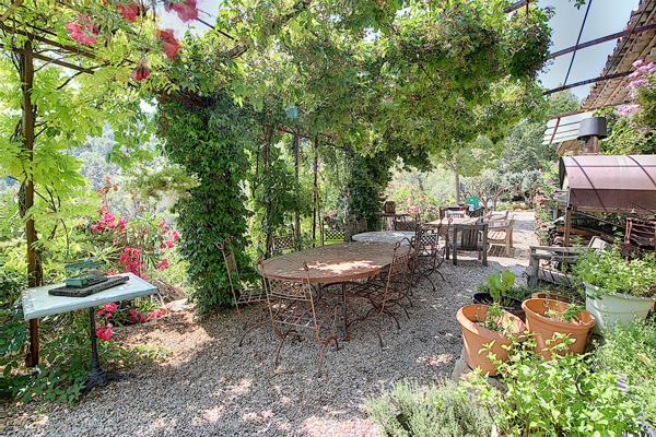 A VENDRE EN EXCLUSIVITÉ AMPUS VIAGER LIBRE : Maison avec vue PANORAMIQUE