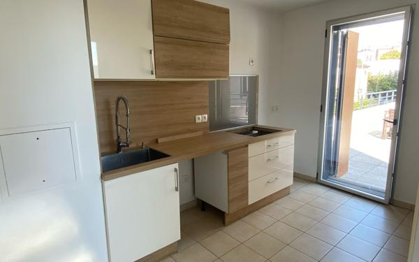 Appartement à vendre    3 pièces • 73 m2 Bagnolet