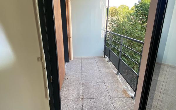 Appartement à vendre    3 pièces • 73 m2 Bagnolet