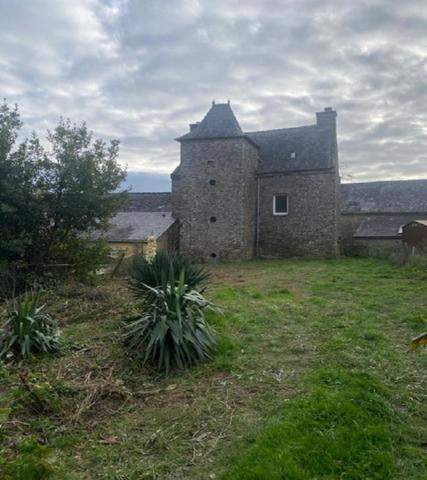 Maison de village  de  1693  5 pièce(s) 88 m2 PEAULE