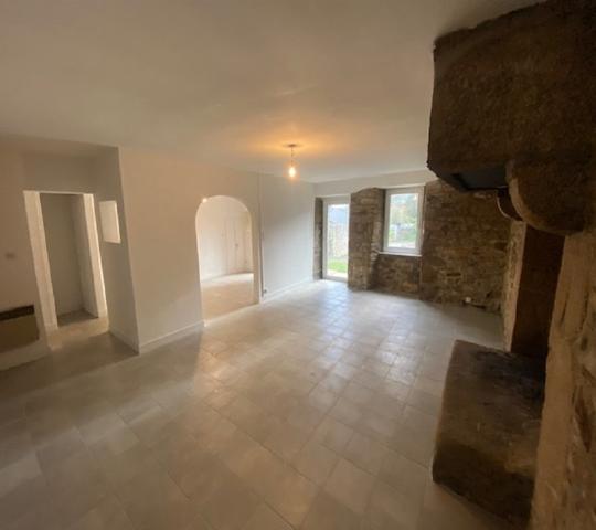 Maison de village  de  1693  5 pièce(s) 88 m2 PEAULE