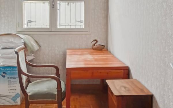 Maison à vendre    9 pièces •  Laudun-l'Ardoise