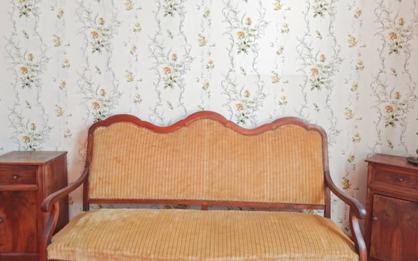 Maison à vendre    9 pièces •  Laudun-l'Ardoise