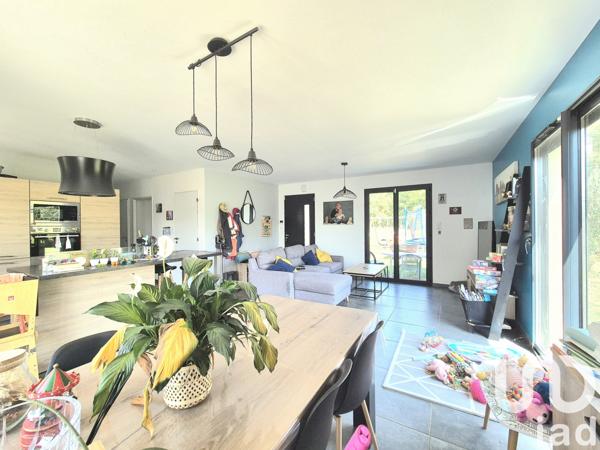 Maison à vendre 4 pièces 97 m² Malemort