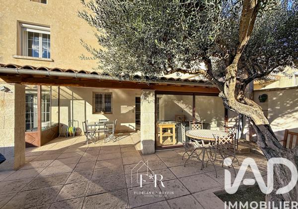 Maison à vendre 7 pièces 170 m² Morières-lès-Avignon