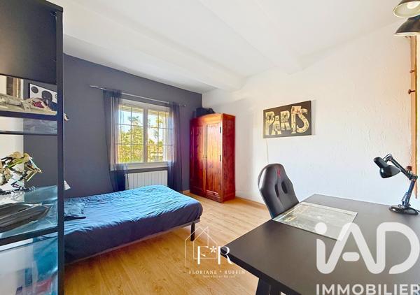 Maison à vendre 7 pièces 170 m² Morières-lès-Avignon