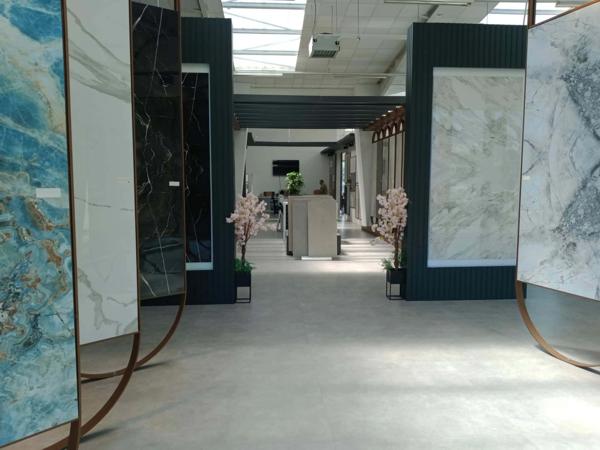 À VENDRE – FONDS DE COMMERCE DE CARRELAGE & LOCAL COMMERCIAL – À PROXIMITÉ DE LORIENT