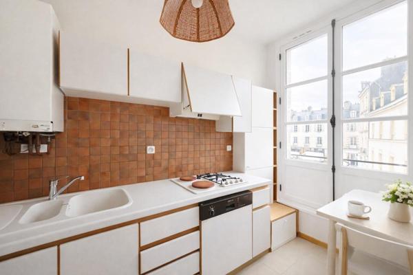 PORT de VANNES : Beau T2 de caractère