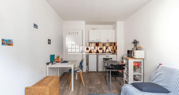 À vendre Studio 22 m² - Paris 75015