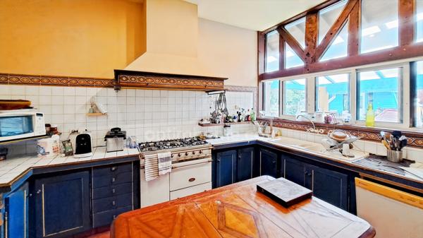 Maison à vendre 12 pièces Proche de DAX (40)