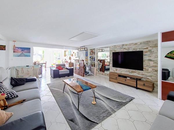 Appartement Roissy-en-brie 3 pièce(s) 82 m2