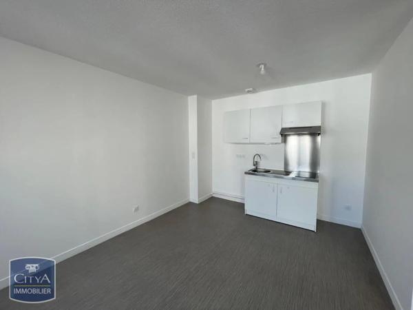 Appartement à louer 2 pièces 50.1m² Pau (64000)