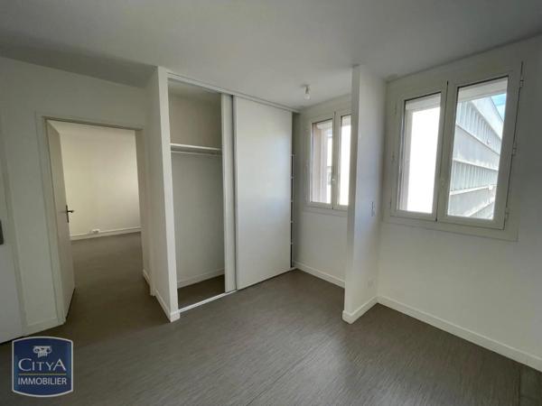 Appartement à louer 2 pièces 50.1m² Pau (64000)