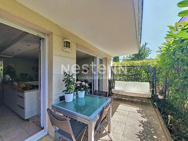 Morangis 3 pièces en rez-de-jardin avec extérieur et garage-double