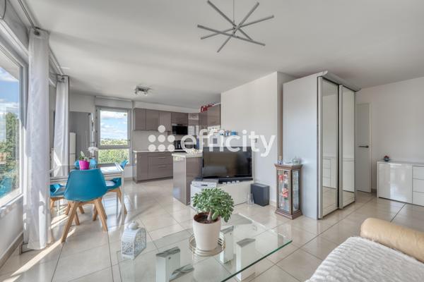 Appartement 3 pièces - 64 m² Exclusivité efficity