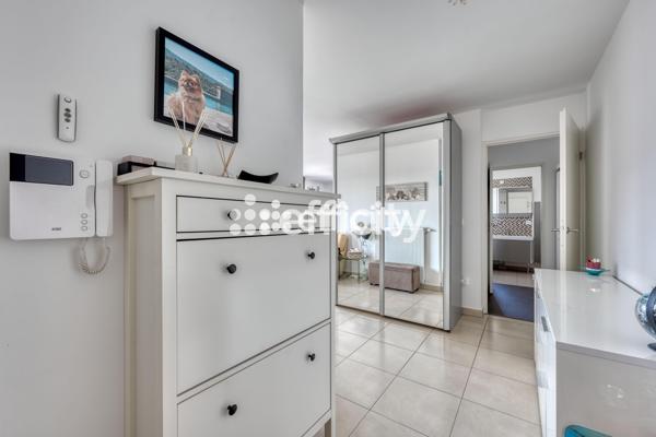 Appartement 3 pièces - 64 m² Exclusivité efficity