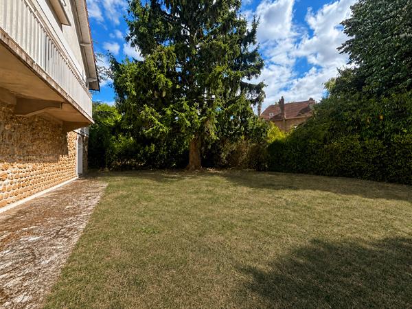 Maison en meulière Quartier du Lac Verrières-le-Buisson