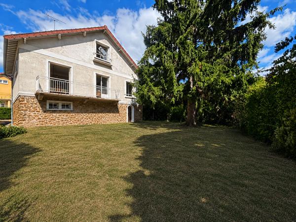 Maison en meulière Quartier du Lac Verrières-le-Buisson