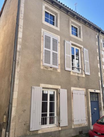 Ensemble locatif 2 logement T3 avec cour
