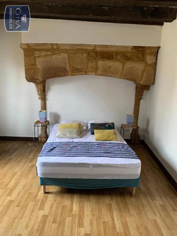 Appartement à louer 1 pièce 30.42m² Sarlat-la-Canéda (24200)