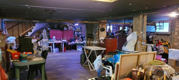 Maison à rafraichir à MIGNE-AUXANCES. 3 chambres. , Migne auxances