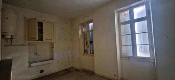 Immeuble à restaurer, à vendre, CAZAUBON (32)