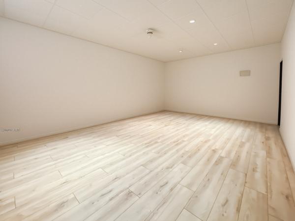 La Brède (33650) A LOUER A LA BREDE CENTRE : LOCAUX A USAGE PROFESSIONNEL