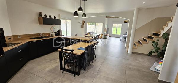 Maison contemporaine de 165,39 m²