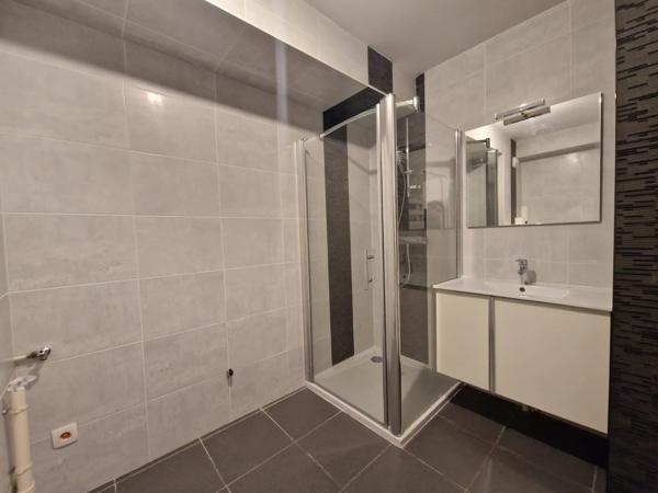 Appartement 2 pièce(s) 1 chambre(s) 37.68 m²