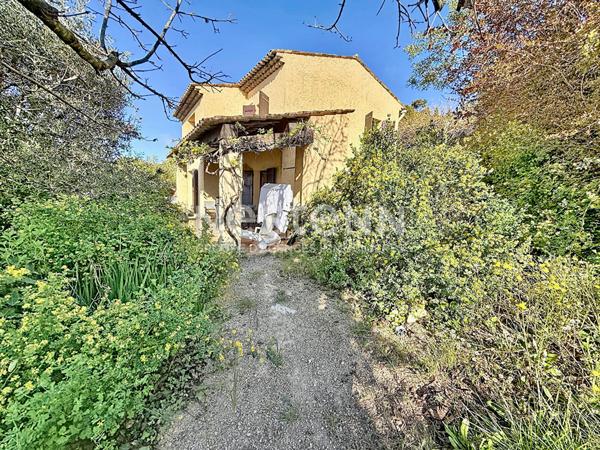 Maison Provençale 5 pièces à vendre à Peymeinade avec vue mer