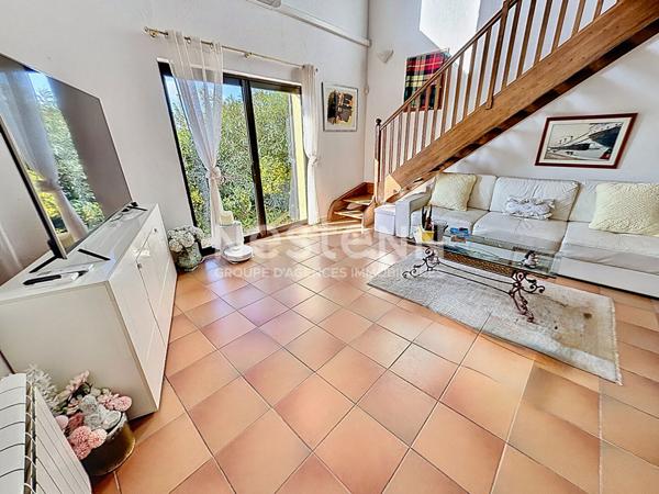 Maison Provençale 5 pièces à vendre à Peymeinade avec vue mer