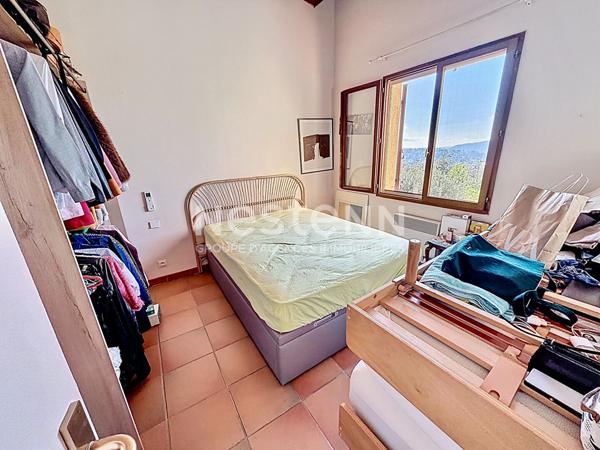 Maison Provençale 5 pièces à vendre à Peymeinade avec vue mer