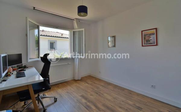 Vente                                                      Maison
                        
                     4 pièces                      98 m2                     à Gragnague