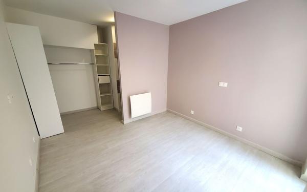 Appartement à vendre    3 pièces • 59,80 m2 Crécy-la-Chapelle