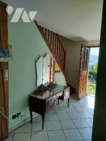 sur les hauteurs, pavillon traditionnel de 180m² avec terrain de 1301 m²