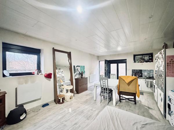 Maison - Loft avec son logement indépendant + 2 garages + jardin