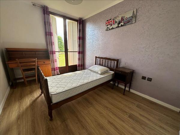 Appartement à louer 1 235 € CC TALENCE 4 p 66 m² DPE D