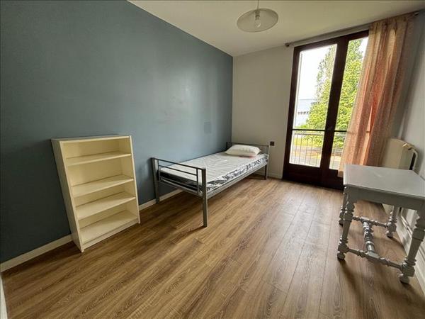 Appartement à louer 1 235 € CC TALENCE 4 p 66 m² DPE D