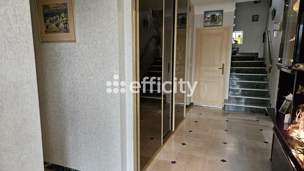 Maison 7 pièces - 166 m²