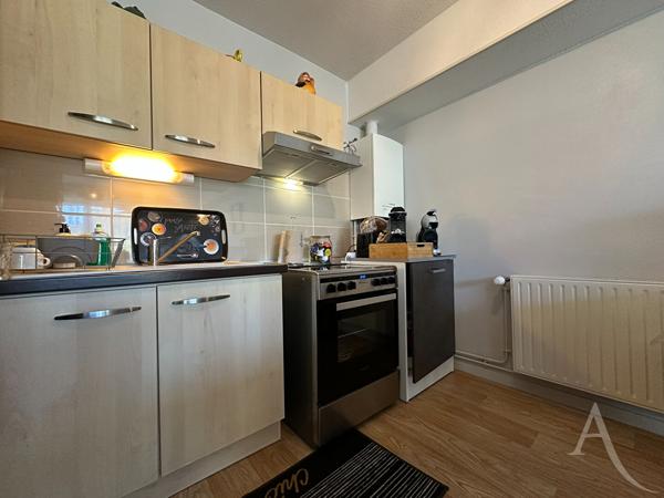 Appartement Bourges Palencia 2 pièces parking et terrasse !